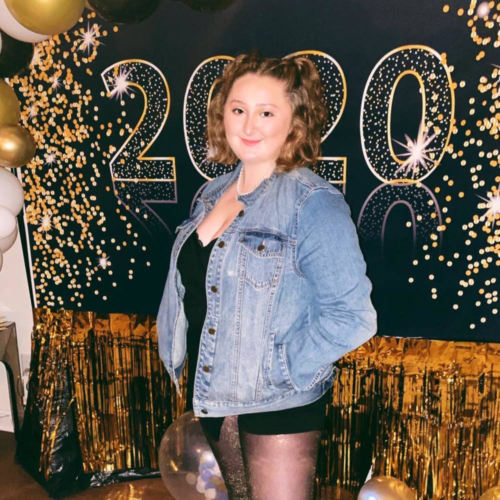 Meet your Posher, Jolie